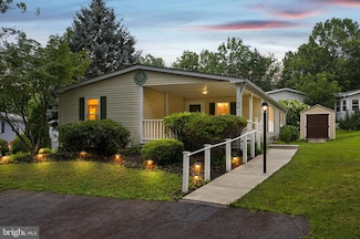 139 Deerfield Dr, Souderton, PA 18964
