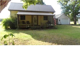 407 N Main St, Wilmore, KS 67155