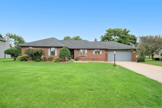 11615 Strohm Dr S, Mishawaka, IN 46545