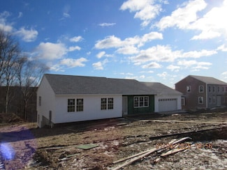 43 Warm Earth Rd, Naugatuck, CT 06770