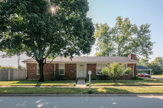 140 Dan Dr, Versailles, KY 40383
