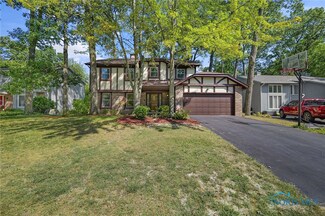 2350 Cheshire Woods Rd, Toledo, OH 43617