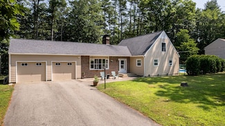 4 Coombs Rd, Somersworth, NH 03878