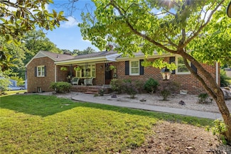 10061 Holly Rd, Mechanicsville, VA 23116