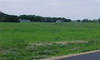 705 Keller Dr, Dixon, IL 61021