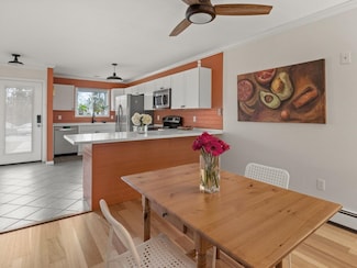 122 Locust Hill Rd, Shelburne, VT 05482