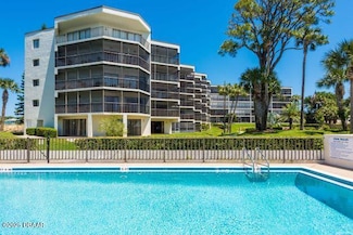 944 S Peninsula Dr Unit 104, Daytona Beach, FL 32118