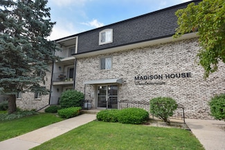 237 Madison St Unit 48, Waukesha, WI 53188