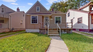 9197 Grandmont Ave, Detroit, MI 48228