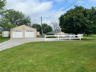 6664 Highway 28, Norwalk, IA 50211