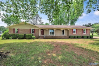 1300 Ridgedale St, Athens, AL 35613