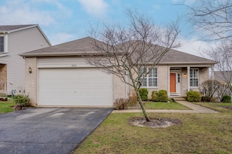 1671 Vista Lake Dr, Antioch, IL 60002