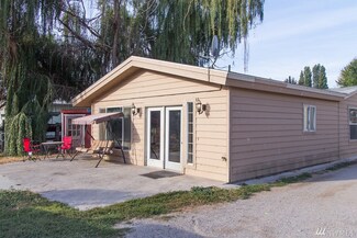 3295 Burch Mountain Rd, Wenatchee, WA 98801