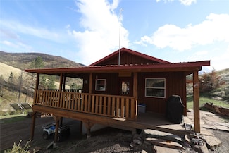 407 McLaughlin Creek Rd, Plains, MT 59859