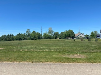 15 Diamond Harbor Ct, Penn Township, MI 49031
