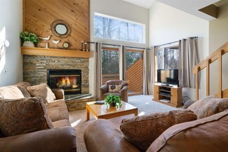 4749 S Pleasantview Rd Unit 106, Harbor Springs, MI 49740
