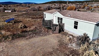 39 Carlitos Rd, San Cristobal, NM 87564