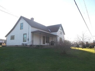 2707 Straight Rd, Fredonia, NY 14063