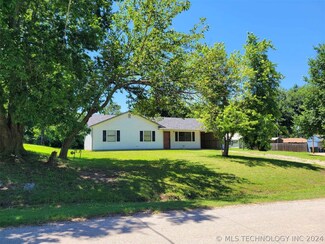 18819 Elizabeth Blvd, Oakland, OK 73446