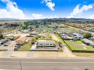 27321 La Piedra Rd, Menifee, CA 92584