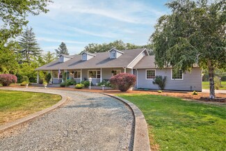 3289 Rogue River Hwy, Gold Hill, OR 97525