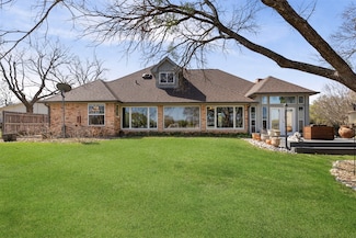 6102 N Waverly Ct, Granbury, TX 76049