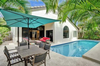 10404 Brasilia St, Hollywood, FL 33026