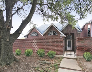 14326 Cashel Wood Dr, Houston, TX 77069