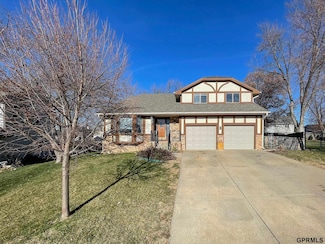 2812 Nottingham Dr, Bellevue, NE 68123
