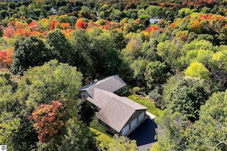 4339 Cherry Ln, Traverse City, MI 49684
