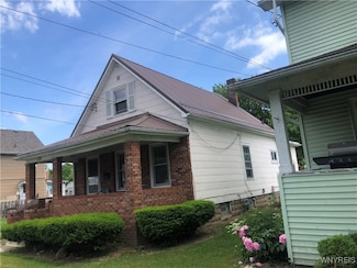 2223 Weston Ave, Niagara Falls, NY 14305