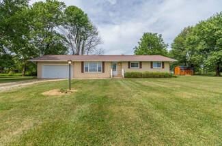 22083 Highway 32, Lebanon, MO 65536