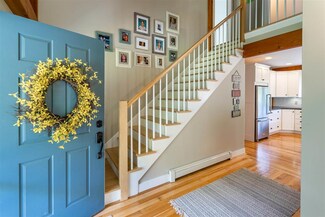 121 Page Rd, New London, NH 03257
