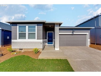2709 V St, Springfield, OR 97477