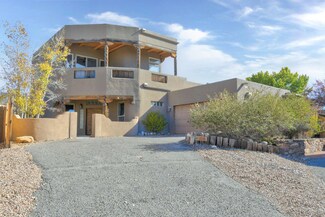 2816 Tramway Cir NE, Albuquerque, NM 87122