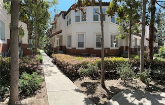 12709 Trent Jones Ln, Tustin, CA 92782