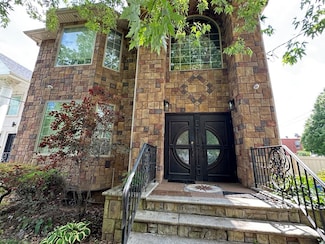 48 Macfarland Ave, Staten Island, NY 10305