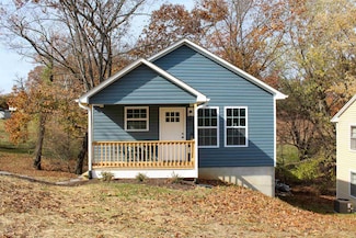 312 N Waverly St, Staunton, VA 24401