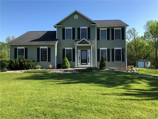 41 Calemad Dr, Auburn, NY 13021