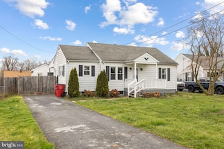 405 E 7th Ave, Ranson, WV 25438