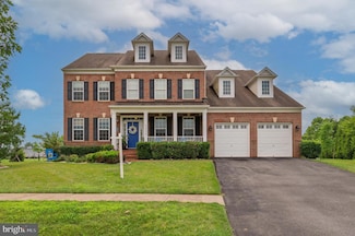 5806 Toboggan Cir, Rockville, MD 20855