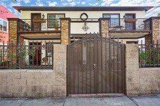 5666 5672 Franklin Ave, Los Angeles, CA 90028