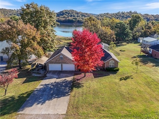 12161 Shore Dr, Lowell, AR 72745