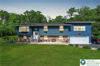 8539 Rextown Rd, Slatington, PA 18080