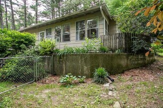 22 Stoney Brook Rd, Hendersonville, NC 28739