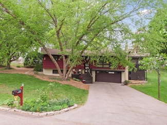 12024 Fairview Ln, Hopkins, MN 55343