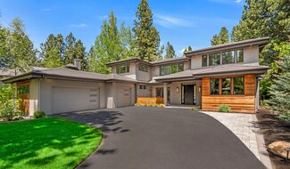 19332 Soda Springs Dr, Bend, OR 97702