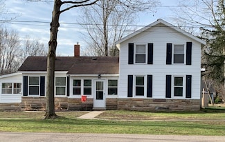 330 E James St, Lawrence, MI 49064