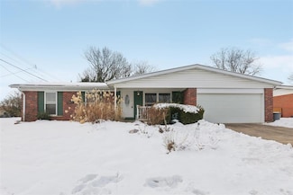 3335 Greiner Dr, Saint Charles, MO 63301