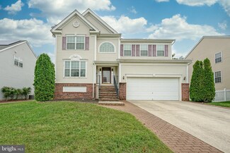 806 Kensington Dr, West Deptford, NJ 08086